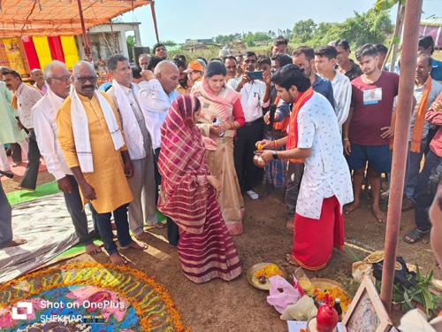 डुडिया में आयोजित हवन कुंड भूमिपूजन में शामिल हुई विधायक हर्षिता