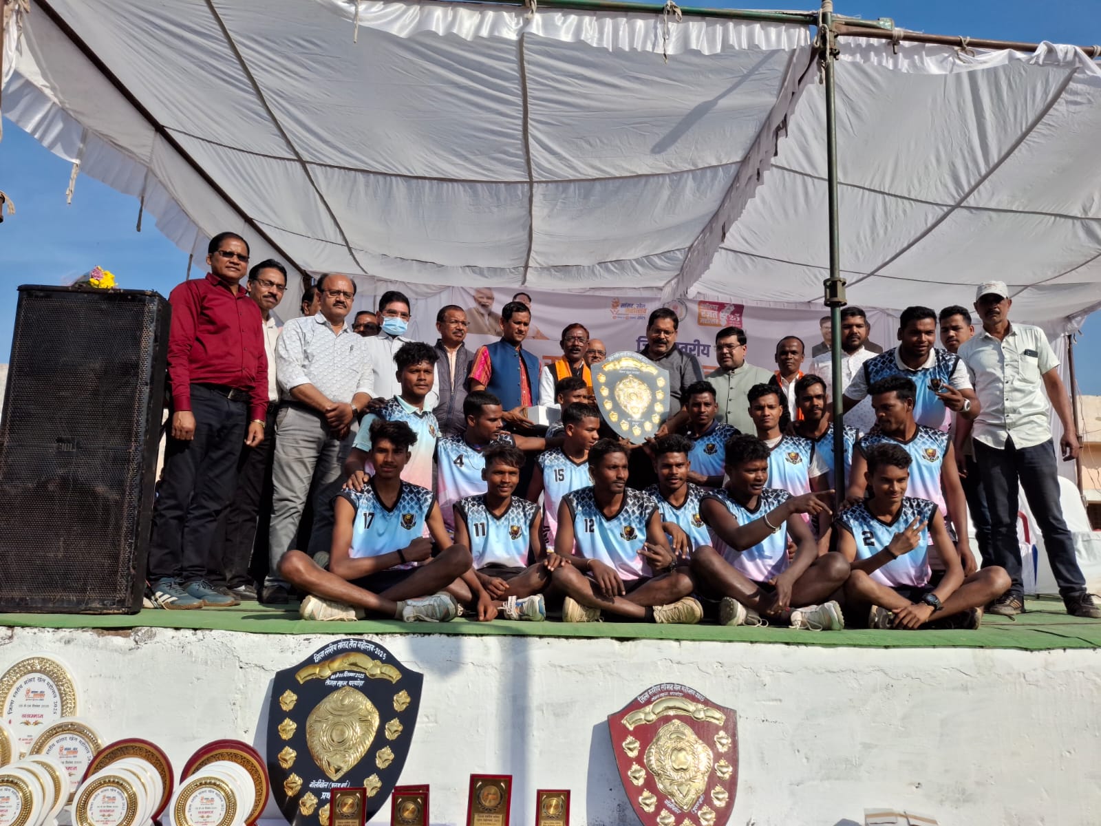 घरघोड़ा में दो दिवसीय जिला स्तरीय सांसद खेल महोत्सव संपन्न, खिलाड़ियों में दिखा उत्साह
