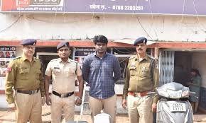 दुर्ग पुलिस की बड़ी कार्रवाई,अवैध गांजे के साथ युवक गिरफ्तार