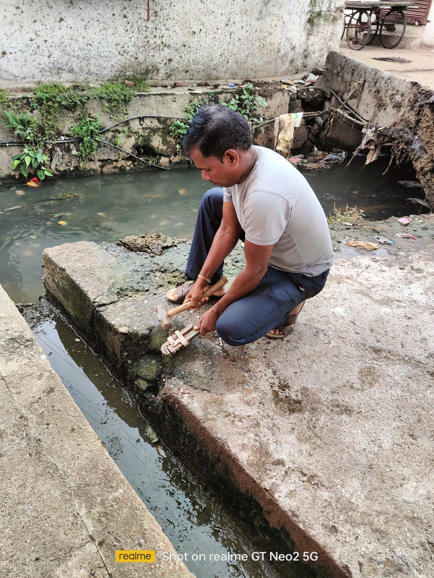 स्वास्थ्य विभाग की बैठक में आयुक्त ने सफाई दरोगा वार्ड प्रभारियों से वार्डो में निधारित समय तक सफाई कर व्यवस्था दुरूस्त करने के दिये निर्देश 

