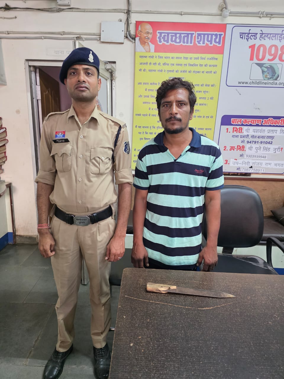 धारदार लोहे का चाकू के साथ आरोपी शेख शाहिद उर्फ शैलू गिरफ्तार