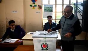 बांग्लादेश में आज चुनाव: बीएनपी या जमात किसकी बनेगी सरकार? भारत के लिए कितना महत्वपूर्ण