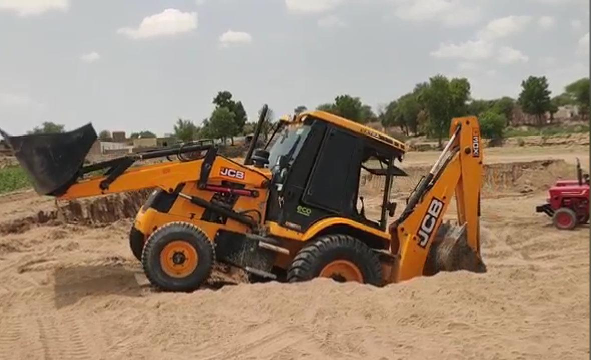 रात के अंधेरे के आड़ में तिल्दा में रेत तस्कर सक्रिय, कार्रवाई में खनिज विभाग अब तक फेल साबित, ग्रामीणों में आक्रोश