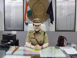 एसपी अंकिता शर्मा ने लिया एक्शन,डोंगरगढ़ थाना प्रभारी का लाइन अटैच