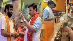 दीया जलाने पर सियासी विवाद: बीजेपी विधायक रिकेश सेन पर गंभीर आरोप 