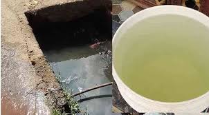 करोड़ों रुपए खर्च करने के बावजूद लोगों को पीने का साफ पानी नहीं मिल रहा,दूषित पानी पीने से बीमार पड़ रहे लोग
