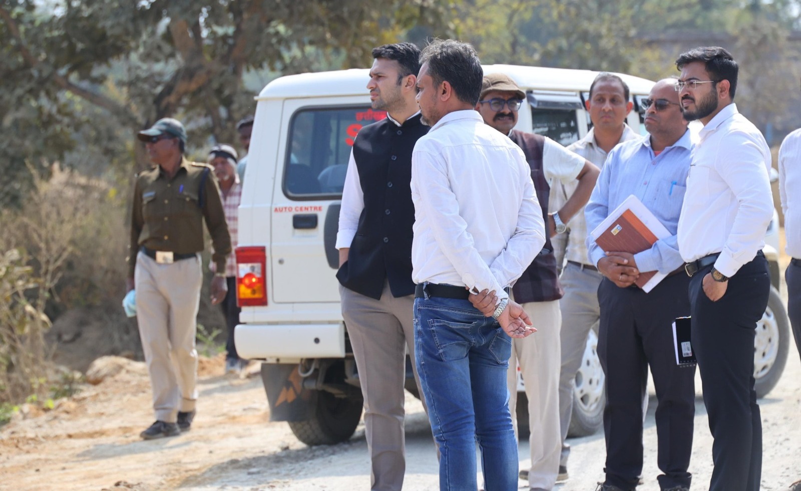 रायगढ़ जिले के उत्खनन प्रभावित वनांचल क्षेत्रों की बदलेगी तस्वीर, 32 करोड़ 12 लाख 21 हजार रुपए की लागत से 14 सड़क निर्माण कार्य प्रगति पर