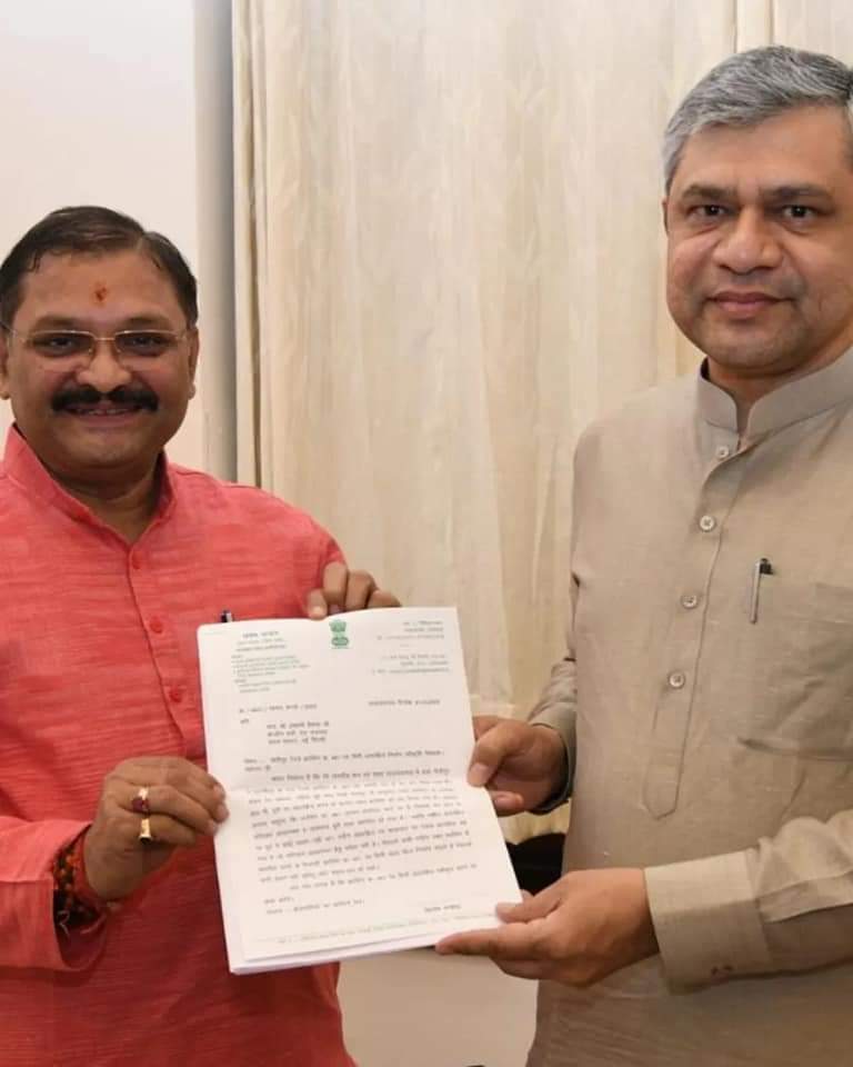 सांसद संतोष पान्डेय के अथक प्रयास से राजनांदगांव डाक उप संभाग को पूर्ण संभाग का दर्जा मिला