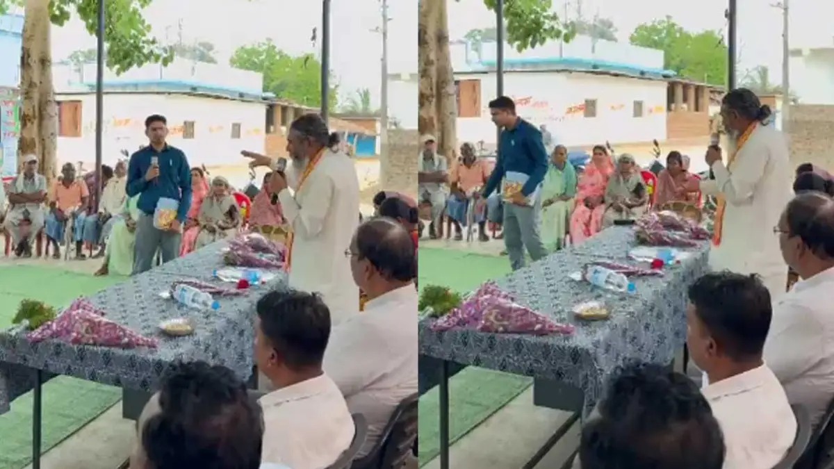 सांसद भोजराज नाग का फूटा गुस्सा, निरीक्षक को मंच पर लगाई फटकार
