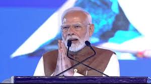 पीएम मोदी ने LIC की बीमा सखी योजना को किया लॉन्च, महिला सशक्तिकरण में होगा अहम योगदान