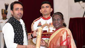 देश की 4 हस्तियों को मिला सर्वोच्च सम्मान, आडवाणी को कल राष्ट्रपति देंगी भारत रत्न