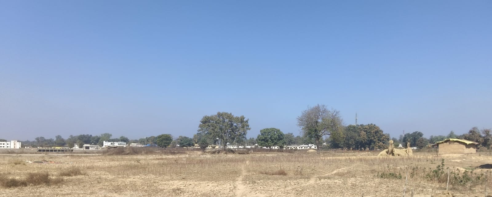 शासकीय खेल मैदान निर्माण में बाधा डालने पर पंचायत सख्त