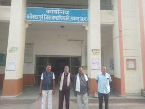 Raigarh news: ग्राम पंचायत रक्सापाली में परत दर परत उधड़ने लगी भ्रष्टाचार की परतें , कार्यवाही की मांग को लेकर कलेक्टर को सौंपा ज्ञापन