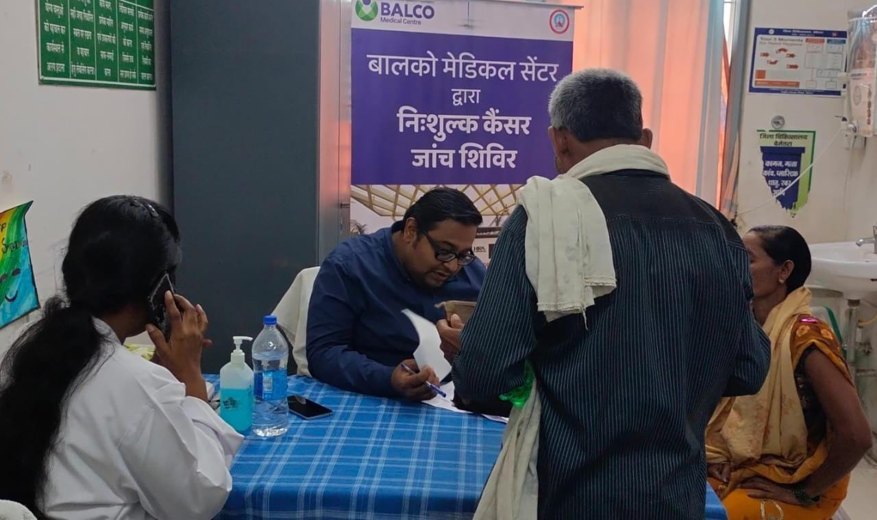 निःशुल्क कैंसर जांच एवं परामर्श शिविर का सफल आयोजन, 36 मरीजों की हुई जांच