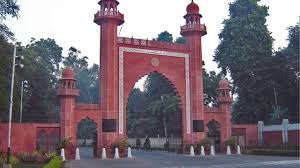 AMU का एक बार फिर दोहरा रवैया सामने आया,ईद मंजूर लेकिन होली को अनुमति नही 