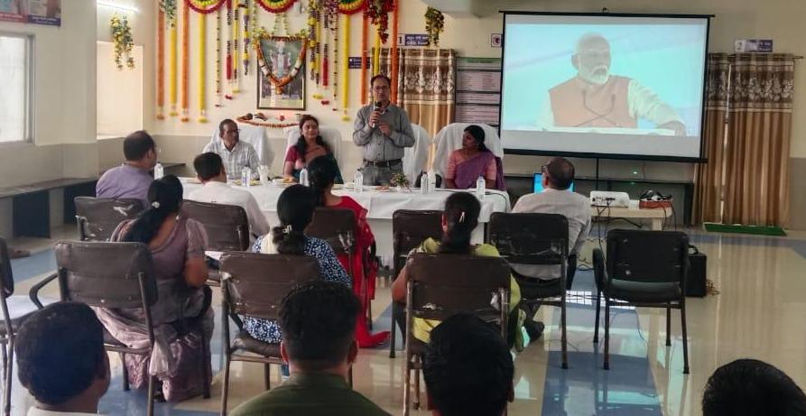 शासकीय आयुष पॉलीक्लीनिक में नवम् आयुर्वेद दिवस कार्यक्रम का हुआ आयोजन