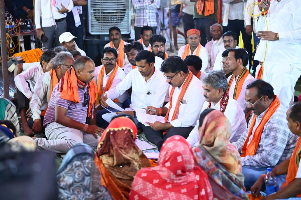 उप मुख्यमंत्री  विजय शर्मा ने दी विकास कार्यों की बड़ी सौगात, 4.36 करोड़ रूपए लागत के सड़क पुल-पुलिया निर्माण का किया भूमिपूजन