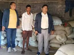 अवैध धान को लेकर लगातार कार्रवाई जारी,60 बोरी धान जब्त