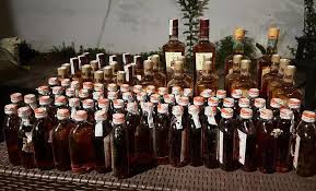 आबकारी विभाग ने की मारी रेड,दुर्ग शहर के ढाबा में मध्यप्रदेश की विदेशी शराब