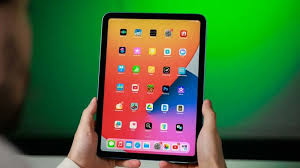 सस्ता iPad लाने की तैयारी में Apple, A18 चिप और स्मार्ट AI फीचर्स होंगे शामिल