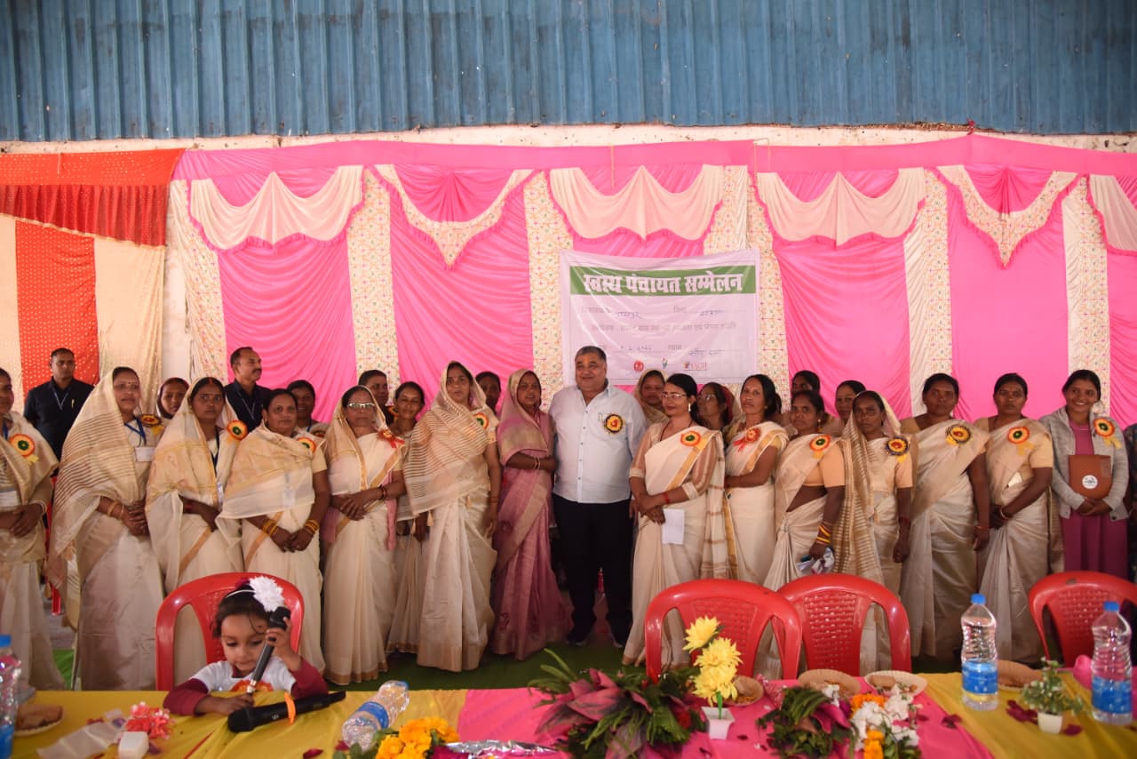 रामगढ़ में मितानिनों द्वारा आयोजित स्वास्थ्य पंचायत सम्मेलन में शामिल हुए पर्यटन एवं संस्कृति मंत्री राजेश अग्रवाल