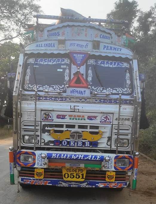 पनियाजोब में वाहन जांच के दौरान वैध दस्तावेज प्रस्तुत नहीं करने पर 307 क्विंटल अवैध धान जप्त