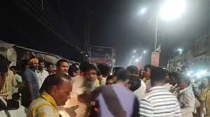 चुनाव प्रचार के दौरान दो पक्षों के बीच जमकर मारपीट,बवाल से छावनी में तब्दील हुआ इलाका