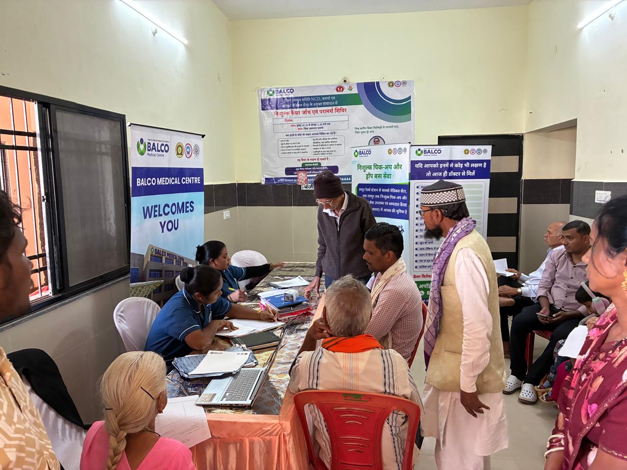 उपमुख्यमंत्री विजय शर्मा के निर्देश पर कवर्धा में लगा कैंसर जांच शिविर, 24 हुए लाभान्वित